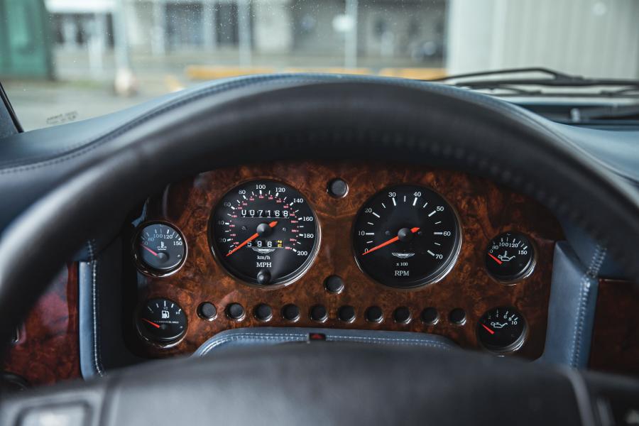 Панель приборов Aston Martin Virage Volante 1992 года  (NA) (фото 21 из 22)